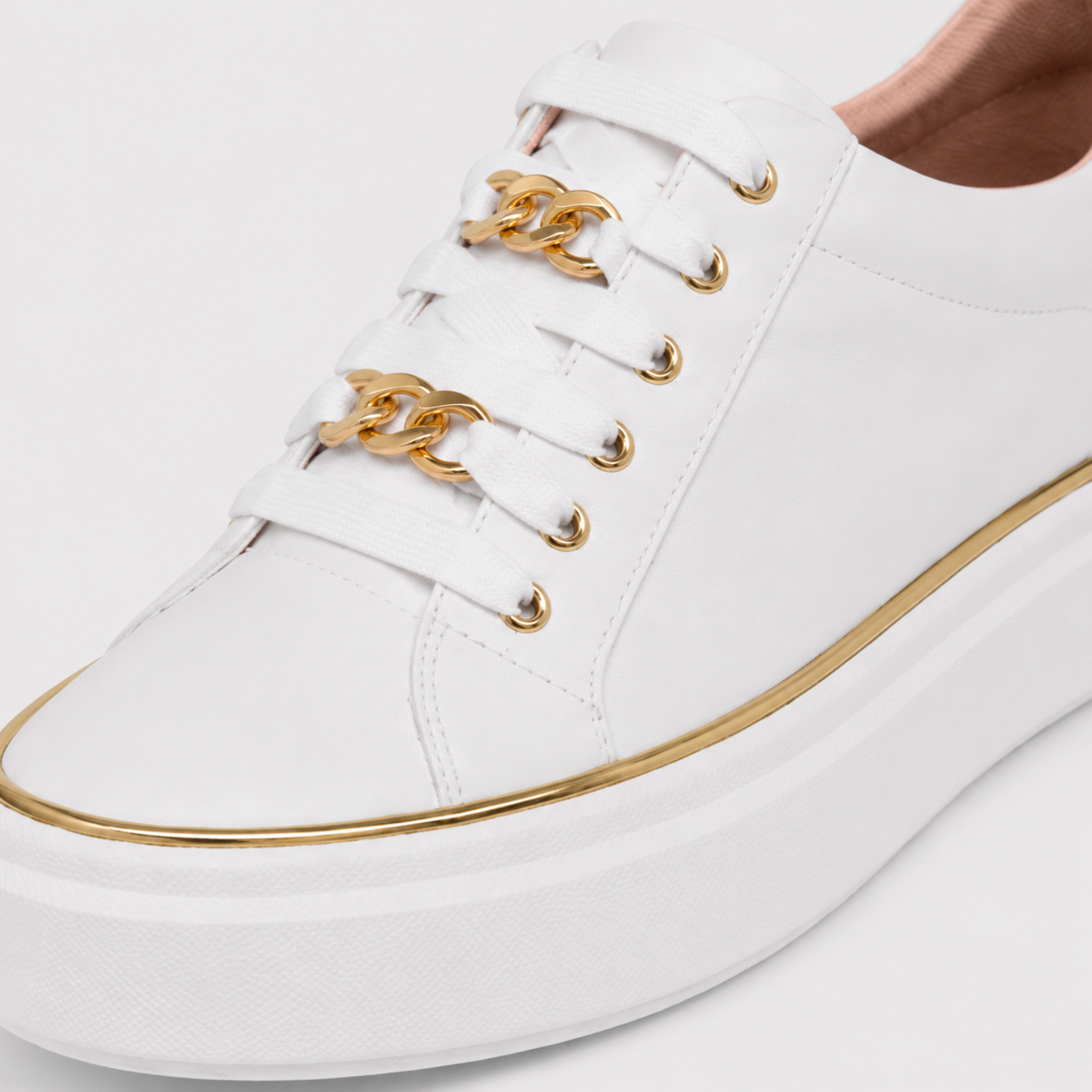 Cushioned Low-Top Sneakers Women Casual